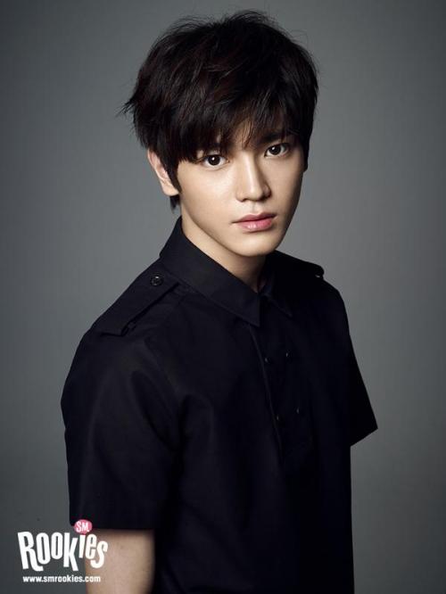 TaeYong â˜… â˜… â˜… Dark hair - Celebrity Photos & Videos - OneHallyu