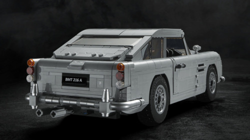 therealautoblog:‘Goldfinger’ Aston Martin DB5 Lego kit has...