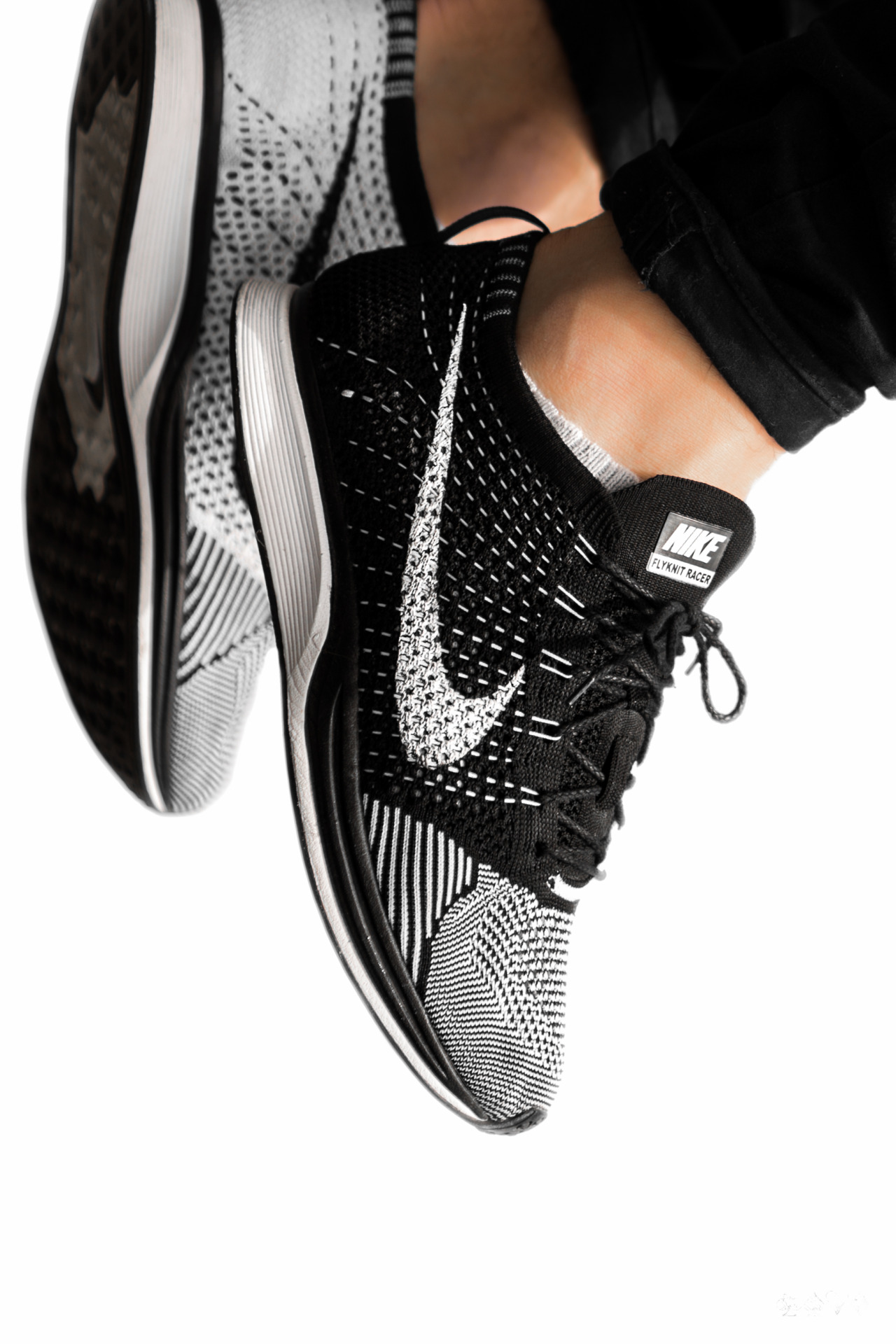 flyknit racer black and white