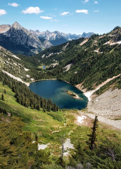 hannahaspen:Heather-Maple Loop Pass, North Cascades Nat. Park,...