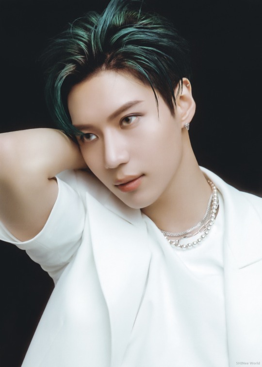 Taemin SuperM postcard set credit: @supernoona_TM