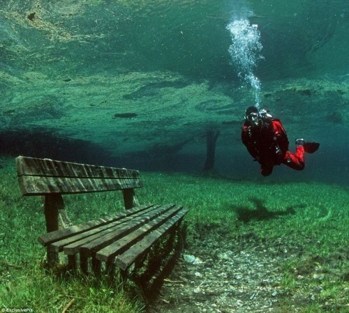 wtf-fun-factss:This park turns into a lake every summer - WTF...