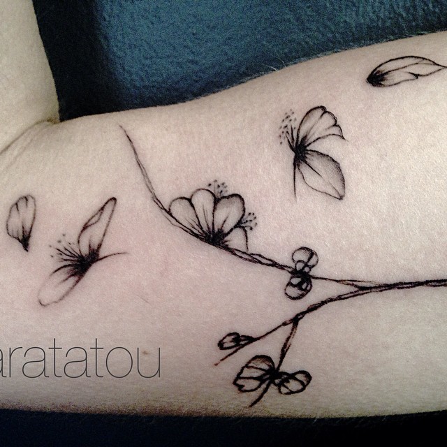 Taratatou Tattoo Tatouage Fleurs Cerisiers Sakura