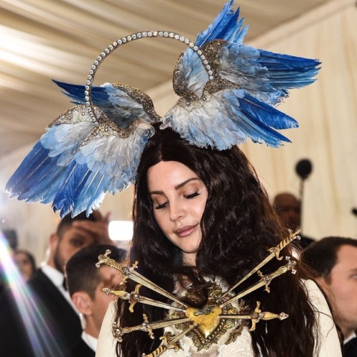 coutureicons:met gala x headpieces