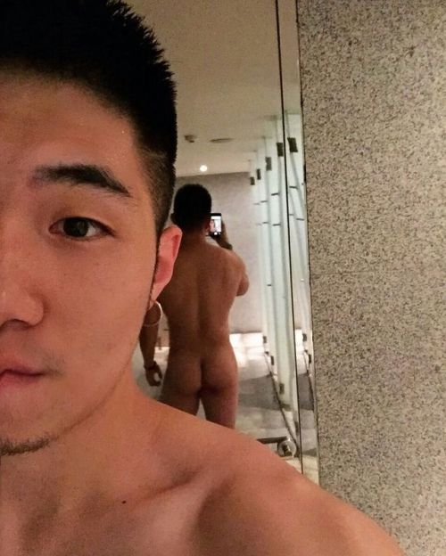 asianmale2017:bushes n...