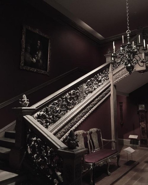 shadeofvampire:Black Heights penthouse aesthetic ~