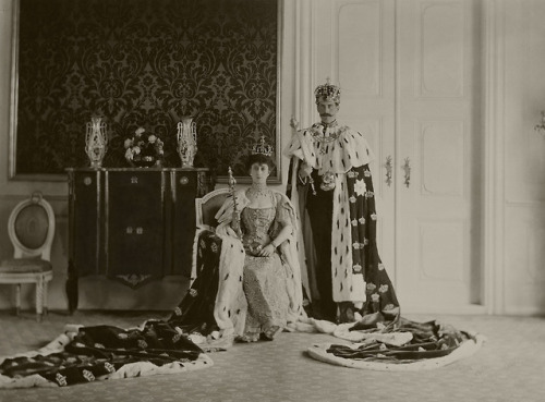 theimperialcourt:King Haakon VII and Queen Maud of Norway...