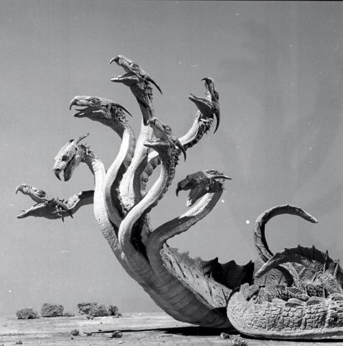 greggorysshocktheater:The Hydra from Jason and the Argonauts...