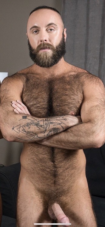 atbears:atbears:In lust for this fella! DVD out...