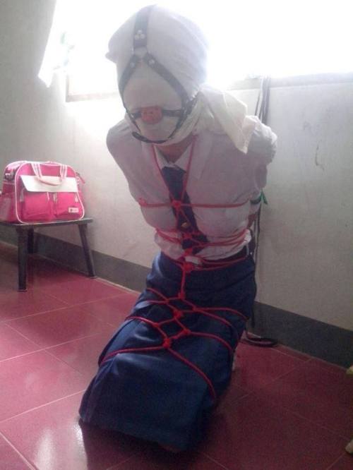 lets-kriyazur-rhan:Indonesian student bondage session ! Found...