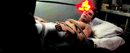 GIFS DE DANIEL OSBOURNE - Page 3 Tumblr_picj7rIOEq1qb3mfao4_540