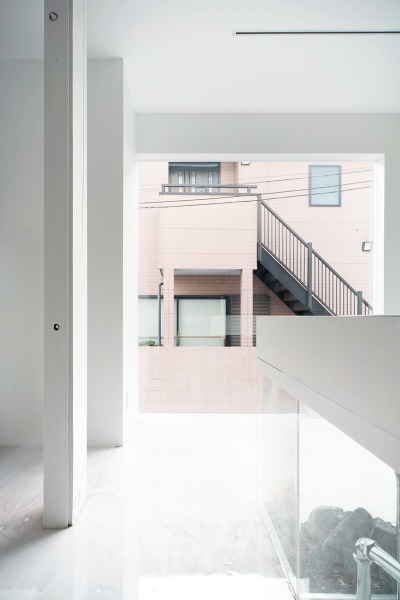 stxxz:<br /><br />Schemata Architects - House in Okusawa - Okusawa Setagaya Tokyo 2009. Photo Takumi Ota