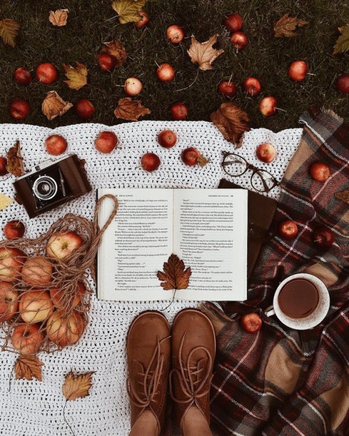 autumncozy:By christinaloewen