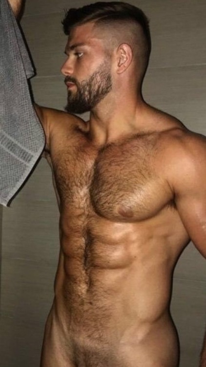 nazareno-gasperi:thegaydrawer:Uno spettacolo WONDERFUL Fabien...