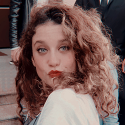 Voir un profil - Willow Caldwell Tumblr_pqjnz6kTx01xa3vq3o1_250
