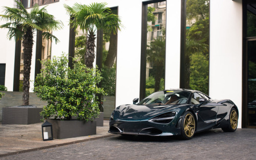 carpr0n: Starring: Mclaren 720SBy Amin Siala