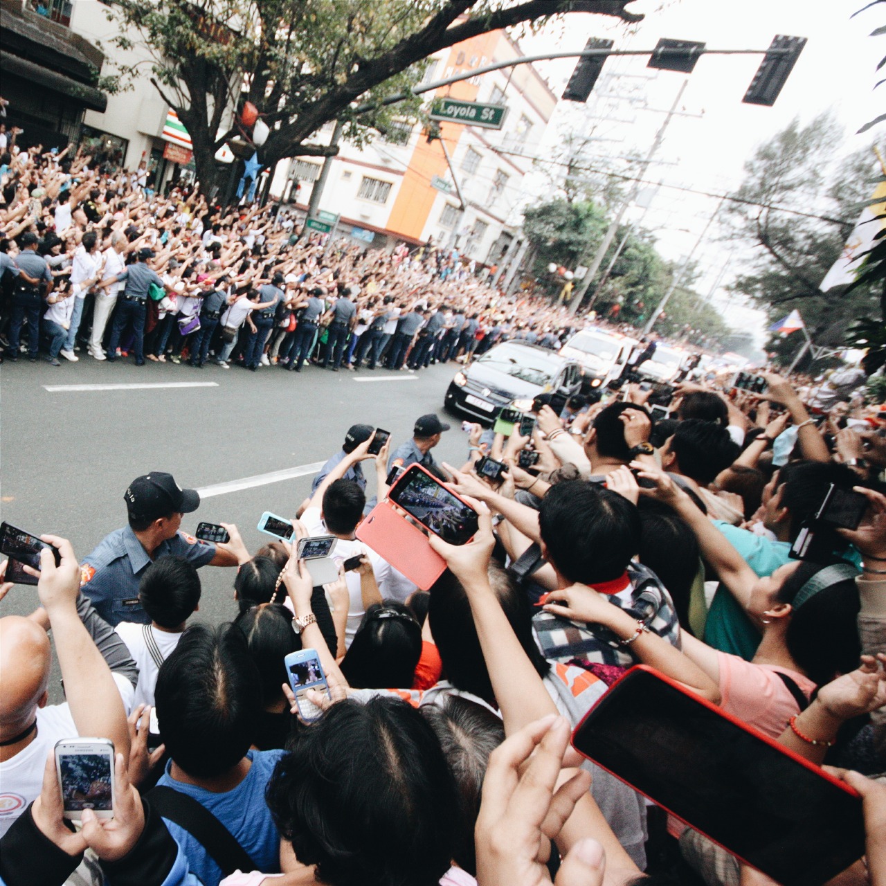 woenmchiael — Papal visit in the Philippines (2015)