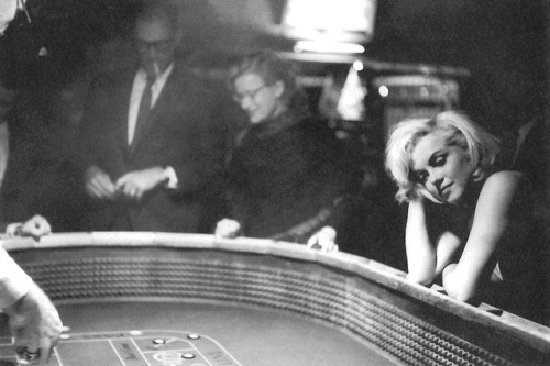 devrimsigarasi:marilyn monroe, 1961, eve arnold.