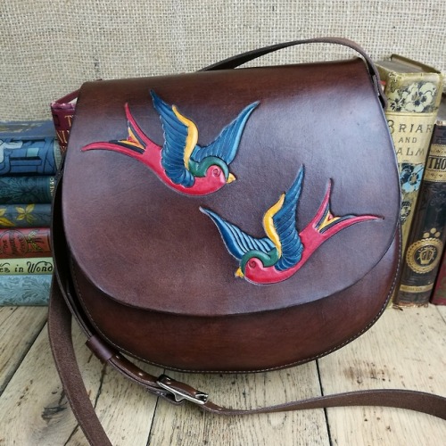 sosuperawesome:Leather BagsBlack Orchard Emporium on EtsySee...