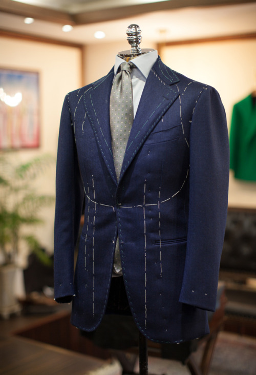 B&TAILOR — subskin: Hand sewn lapels - the beauty of hand...