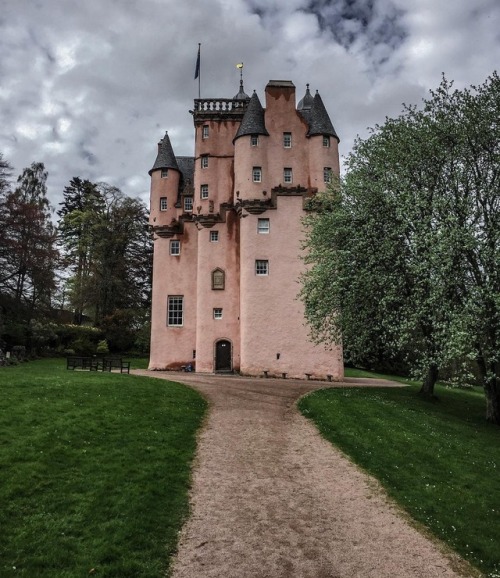 myfairylily:Craigievar Castle | myinstascotland 