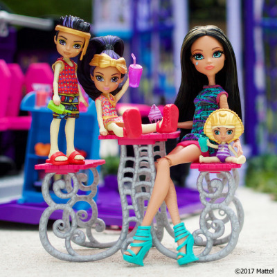 monster high cleo family