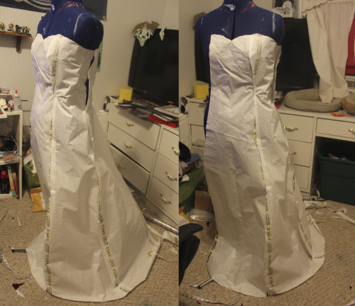 I caved and started making an Elsa cosplay TT^TT I haven’t...