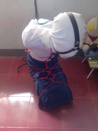 lets-kriyazur-rhan:Indonesian student bondage session ! Found...