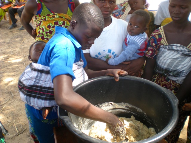 Time in Togo | Bouillie enrichee! A.k.a enriched porridge....