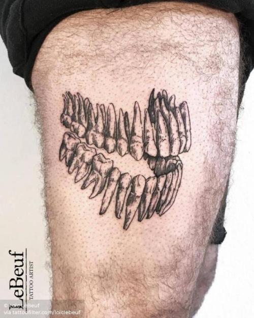 By Loïc LeBeuf, done at Grotesque Tattooing, Carouge.... anatomy;big;blackwork;engraving;facebook;loiclebeuf;thigh;tooth;twitter