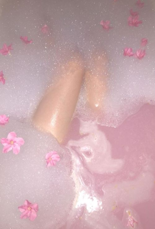 xenbabyrosie:This is my first baby pastel pink aesthetic...