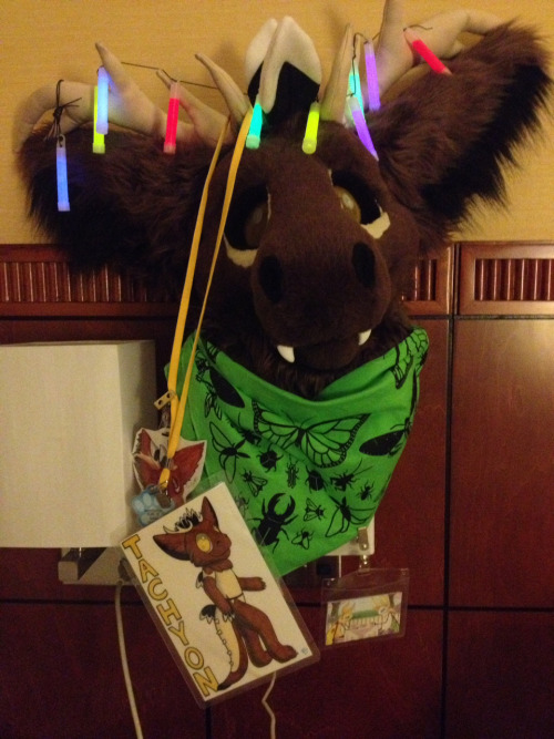 elrondxrn:It was a good AnthroCon.Suit is Tachyon, designed...