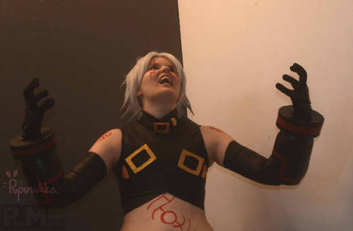 pupusukka:Cosplay of angry spike boi aka Haseo from...