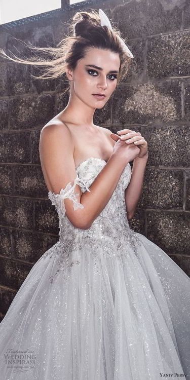 (via Yaniv Persy Spring 2020 Couture Wedding Dresses — “Le...