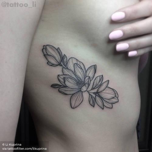 By Li Kuprina, done in Moscow. http://ttoo.co/p/34473 blackwork;facebook;fine line;flower;illustrative;likuprina;line art;magnolia;medium size;nature;rib;side boob;twitter