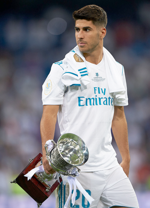 madridistaforever:Asensio with the Spanish Super Cup trophy |...