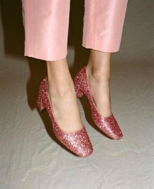 mansur gavriel shoes glitter sparkle pink pumps heels dreamy retro vintage modern chic fashion style design designer opulentmemory