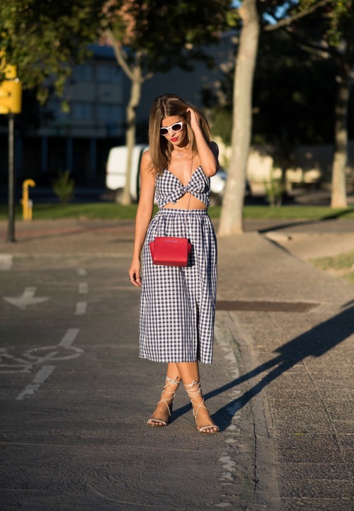 How To Street Style: FASHION BLOGGER STREET STYLE