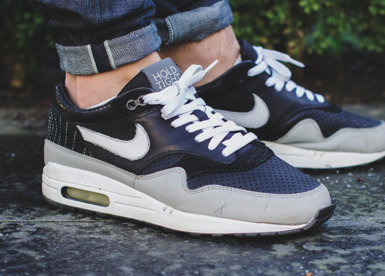 Nike Air Max 1 ‘Hold Tight’ - 2006 (by Tom de... – Sweetsoles ...