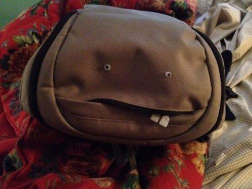 creanavt:pleatedjeans:22 Faces Found in Inanimate...