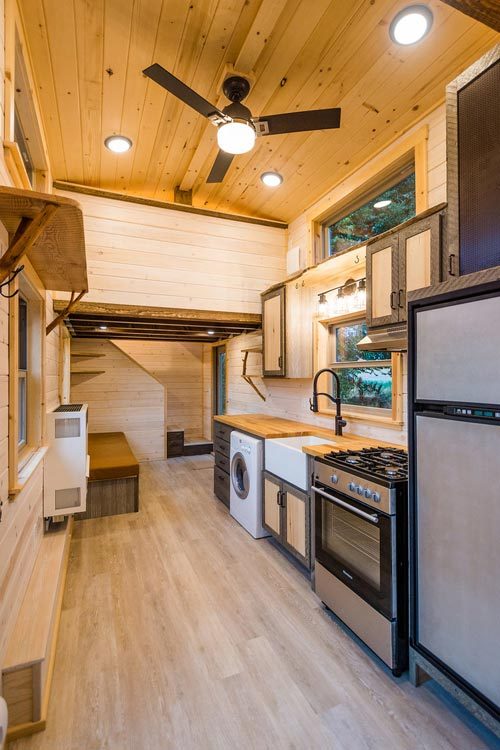 dreamhousetogo:Heather’s gooseneck tiny home by Mitchcraft...