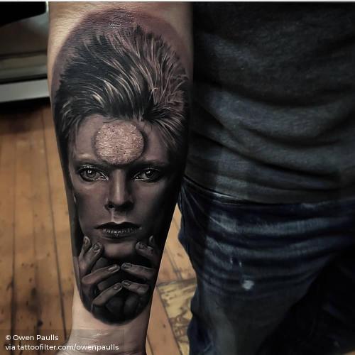 By Owen Paulls, done in Vancouver. http://ttoo.co/p/34790 big;black and grey;david bowie;england;facebook;famous character;inner forearm;music;owenpaulls;patriotic;portrait;twitter;united kingdom