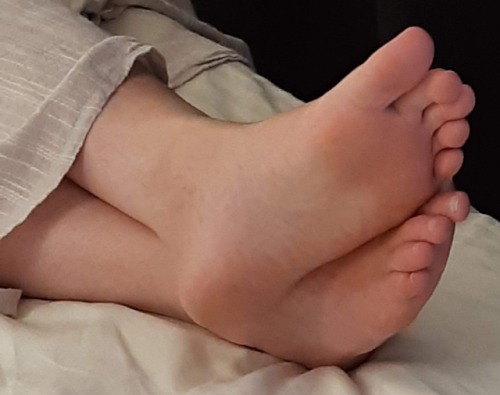 Gf’s feet on vacation