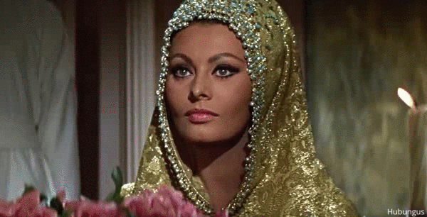 THE GIRLS FROM YESTERDAY - hubungus: Sophia Loren - Arabesque