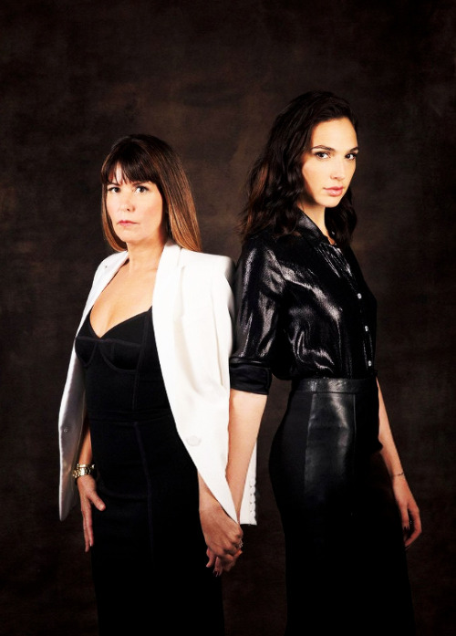 galgadotnet:Gal Gadot & Patty Jenkins for Los Angeles...