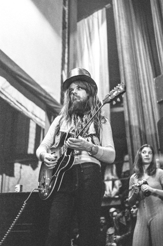 leon russell mad dogs and englishmen tour