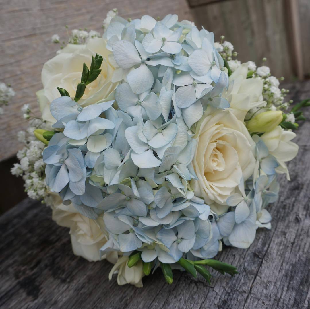 <p>Hope everyone has a fabulous weekend ….rare Saturday off for ….#bridesmaid #weddingflowers #handtiedbouquets #hydrangea #roses #freesia #gypsophila #weddingflorist #shropshireweddings</p>