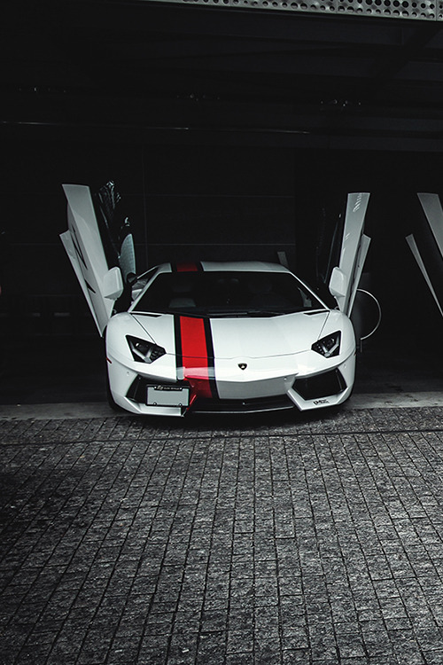 Aventador | Photographer © | IG | AOI