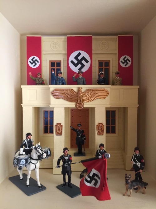 obersturmbannfuhrer:My Nazi figures from my Berlin'38...