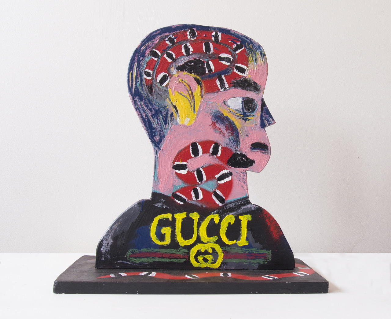 “Gucci snakes on my head” wood sculpture @ohbrunolisboa on instagram _____________________________________________ Follow EatSleepDraw on Instagram for more inspiration!